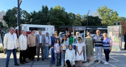 ANAHTAR PARTİ’DEN AŞURE İKRAMI