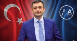 BAŞKAN COŞKUN:”DİZ ÇÖKMEYENLERİN BAYRAMI: 29 EKİM!”