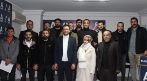 ANAHTAR PARTİ ELAZIĞ’DA SAHAYA DAMGASINI VURDU: MAHALLE TEŞKİLATLARINA GÜÇLÜ BAŞLANGIÇ