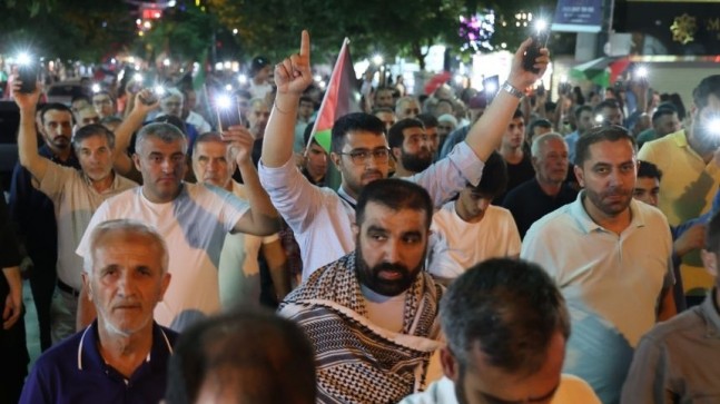 Elazığ’da Haniye İçin Yürüyüş