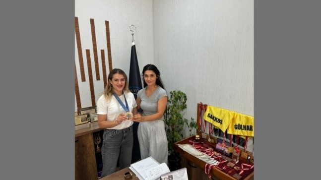 Olimpiyat Üçüncüsü Esra Yıldız Kahraman’dan Güçlü Mesaj