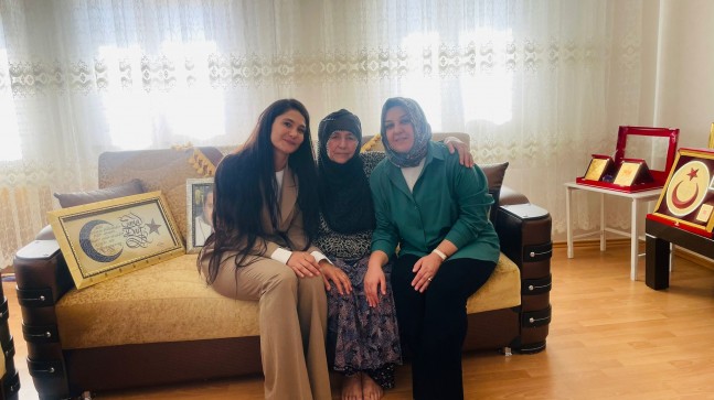 EMŞAV’ın Kadın Eli: Gülnar Karagöl Şehit Ailesinin Yanında