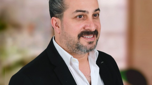 DR. AYHAN ORHAN PROF. DR. OLARAK ATANDI