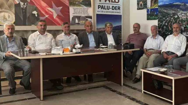 Palu-Der’de Bayramlaşma Töreni Yapıldı