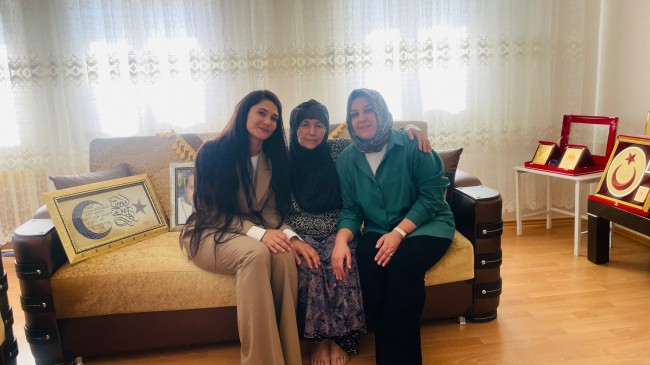 EMŞAV’ın Kadın Eli: Gülnar Karagöl Şehit Ailesinin Yanında