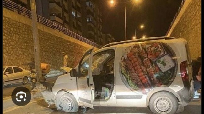 Elazığ’daki Trafik Kazası: 2 Kişi Yaralandı