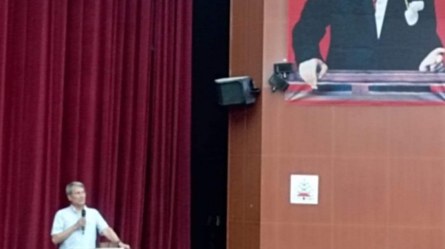 Kutlu Parti’nin Yeni Genel Başkanı Yusuf Halaçoğlu Oldu