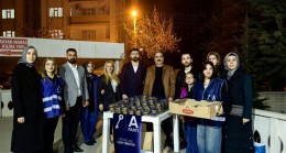 Anahtar Parti’den Kadir Gecesi Buluşması: Mevlana Camii’nde Kandil Simidi İkramı